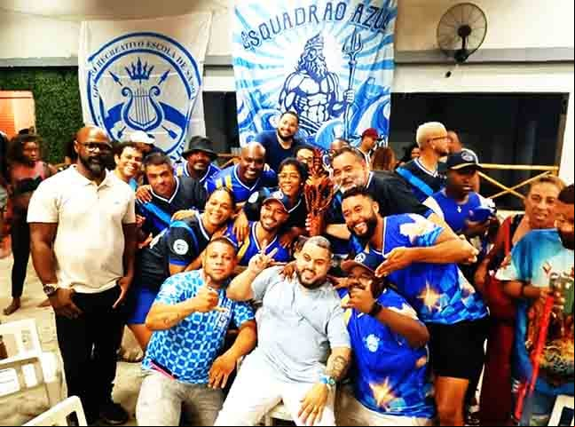 Famoso pelo bordão “Alô, povão, agora é sério”, Nêgo já conquistou cinco vezes o Estandarte de Ouro de melhor puxador. Em 2022, por Império Serrano, e 2023, por Porto da Pedra, ele também faturou a Série Ouro.